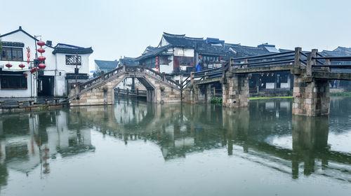 女管家逃脱记